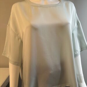 NWT Medium LITA by Ciara 100% Silk Blouse